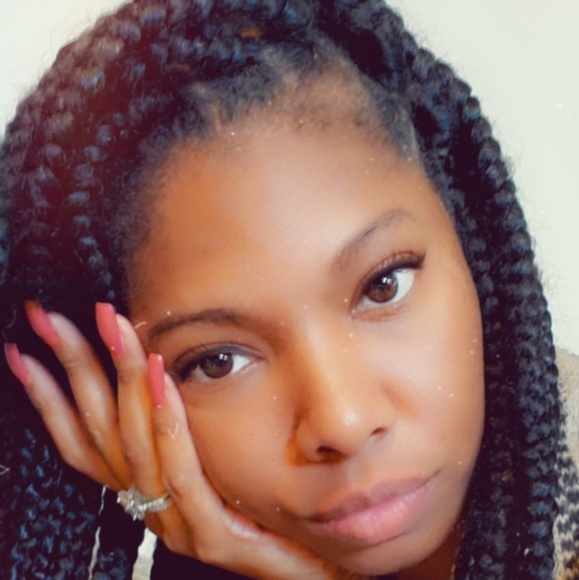 Meet your Posher, Charity - Picture 1 of 2